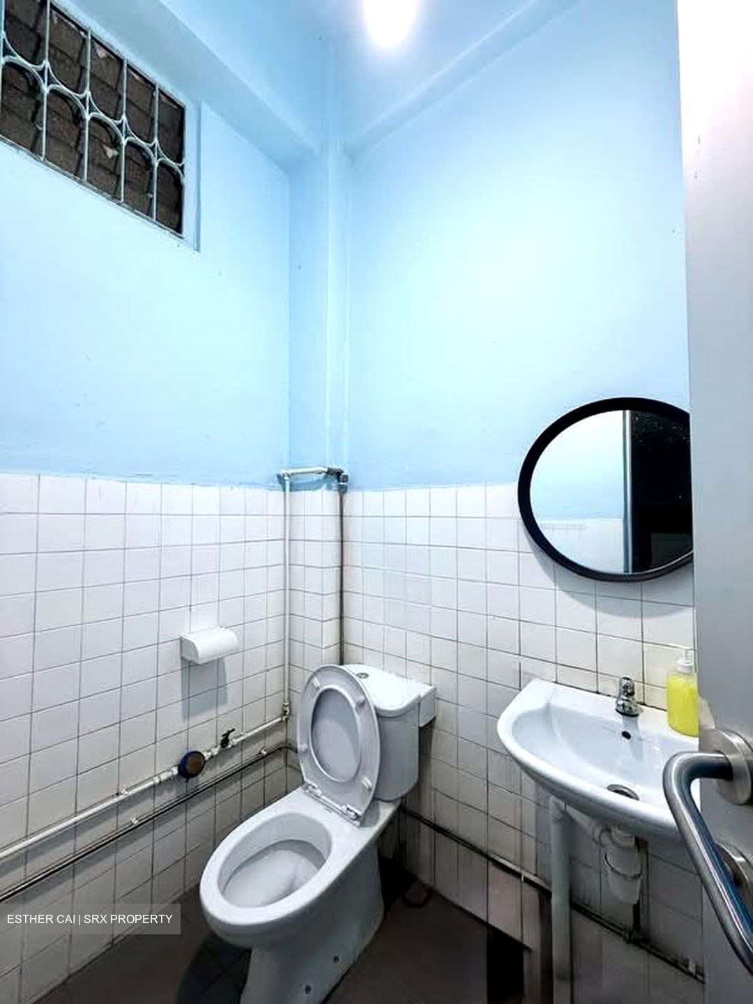 Hong Lim Complex (D1), Retail #547603271